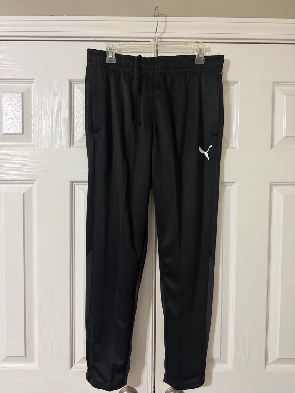 Puma Black Men’s Jogger Track Pants with White Logo, size large NWT